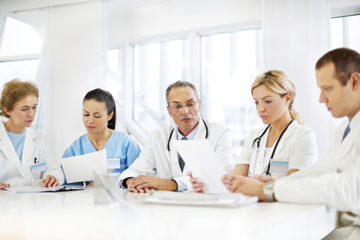 Regular staff meetings increase the efficiency of the medical office staff. 