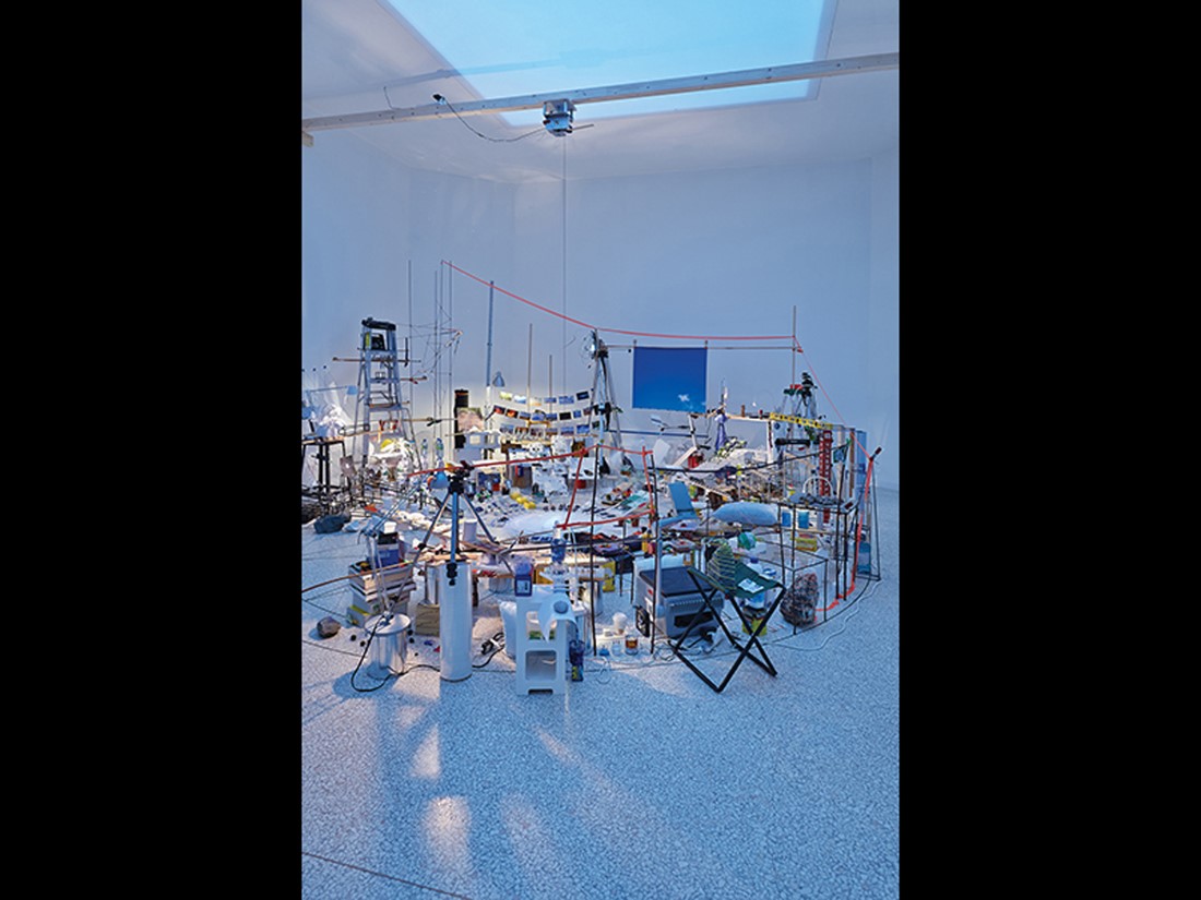 Sarah Sze, Triple Point (Pendulum). 