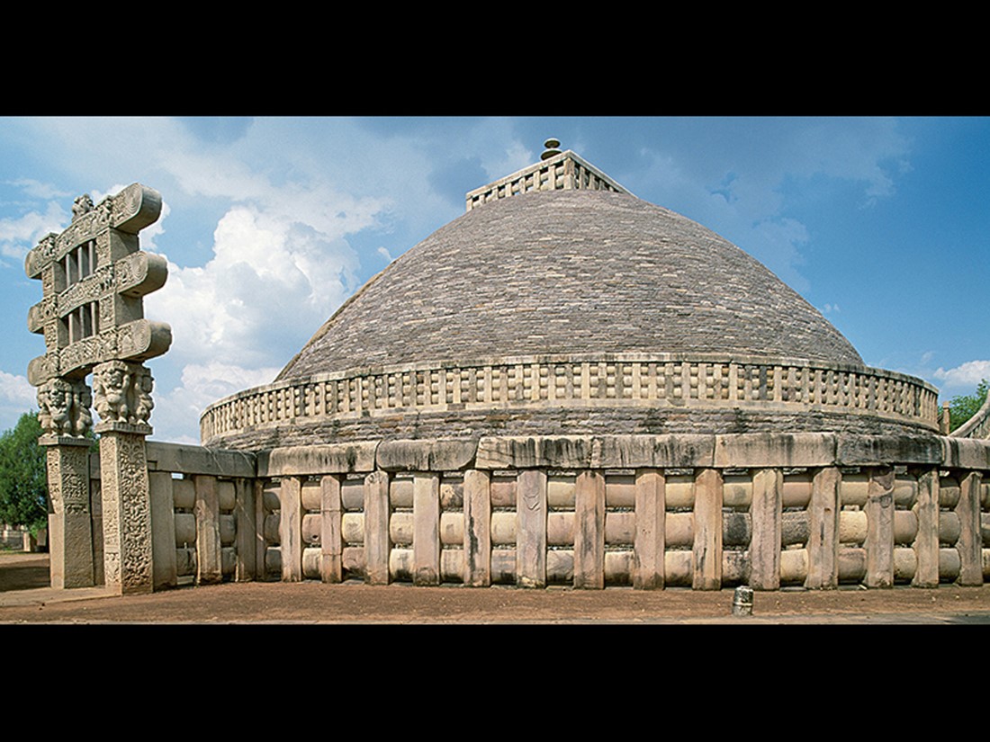 The Great Stupa, Sanchi, Madhya Pradesh, India, view of the West Gateway. 