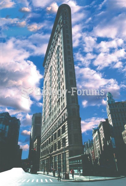 Daniel Burnham’s Flatiron Building (1902) was one of the first to use steel girders to hold up the b